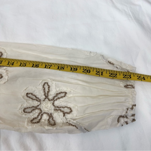 Camellia Embroidered Mini Dress Cream Tunic Style with Floral Embroidery Size M - Picture 13 of 14